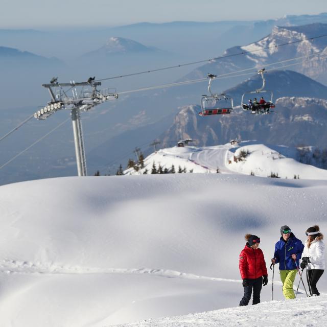 Skieurs en hiver au Collet